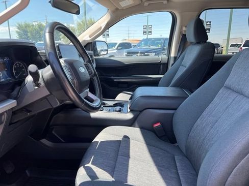 Used 2023 Ford Expedition XLT AWD/4WD image 15