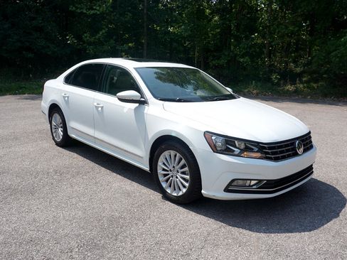 Used 2016 Volkswagen Passat 1.8T SE image 7