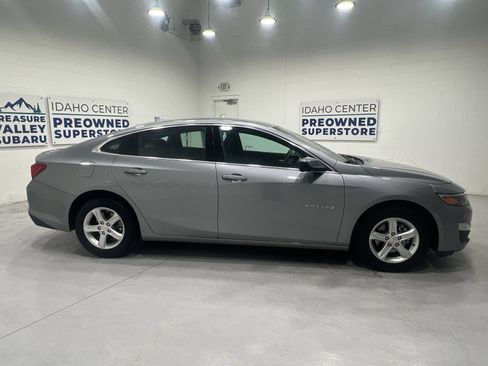 Used 2024 Chevrolet Malibu LT FWD image 9