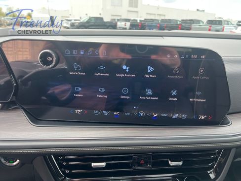 New 2026 Chevrolet Suburban Premier AWD/4WD image 10