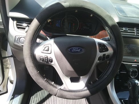 Used 2014 Ford Edge Limited w/ Equipment Group 302A AWD/4WD image 15