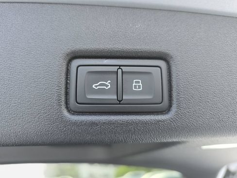 Certified 2025 Audi Q5 Premium w/ Premium Plus AWD/4WD image 25