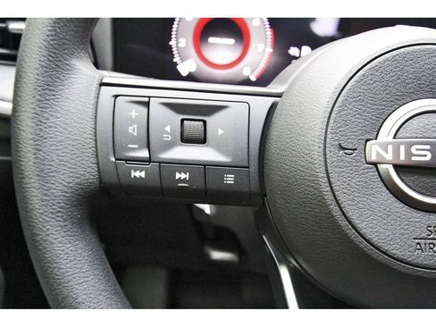 New 2026 Nissan Kicks SV w/ Charging Package FWD image 15