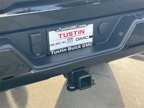 New 2026 GMC Sierra 2500 AT4 w/ AT4 Premium Plus Package image 30