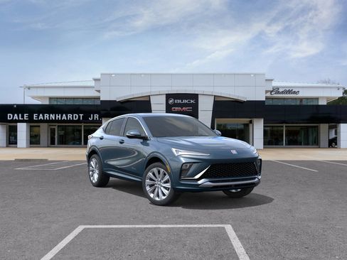 New 2026 Buick Envista Avenir image 2