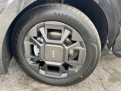 New 2026 Kia Carnival SX image 32