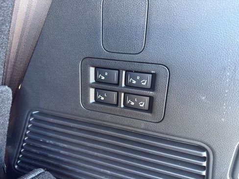 Certified 2025 Nissan Armada SL w/ Captain's Chari Seat Package image 37