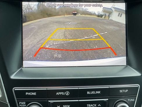 Used 2019 Hyundai Santa Fe XL SE image 9