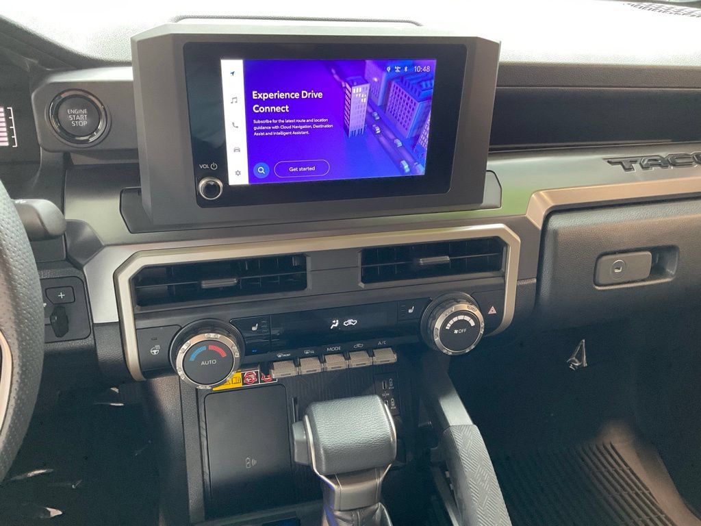 Certified 2025 Toyota Tacoma SR5 AWD/4WD image 15