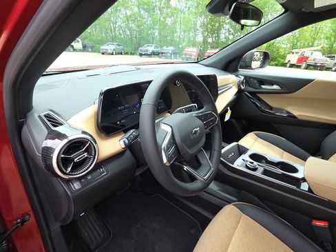 New 2026 Chevrolet Equinox ACTIV FWD image 14