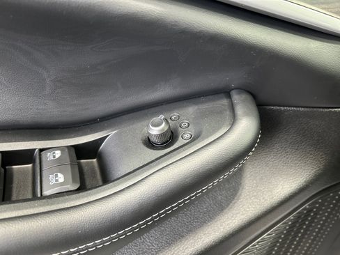 New 2026 Jeep Grand Cherokee L 4WD image 32