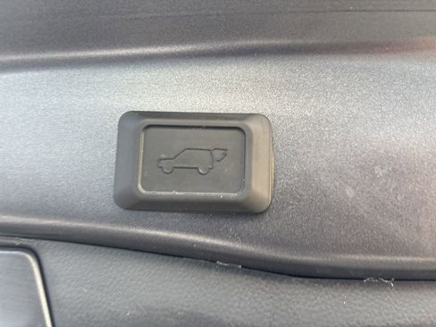 Used 2023 Toyota RAV4 XLE w/ Convenience Package image 28