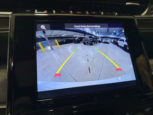 Used 2023 Jeep Grand Cherokee Altitude image 15