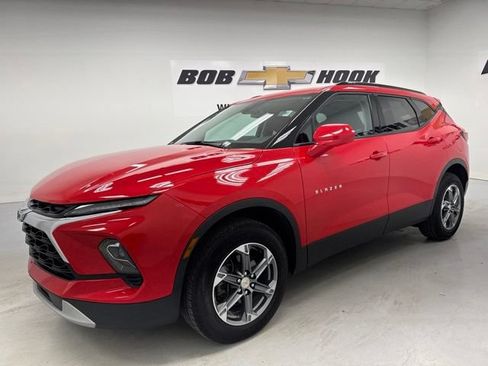 Used 2023 Chevrolet Blazer LT w/ Convenience Package FWD image 1