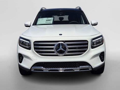 New 2026 Mercedes-Benz GLB 250 image 9