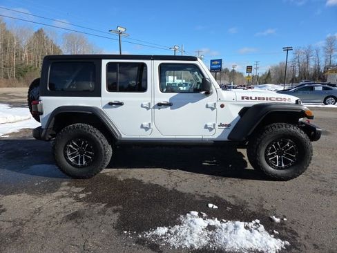 Used 2024 Jeep Wrangler Unlimited Rubicon w/ XTREMEE 35" Tire Package image 29