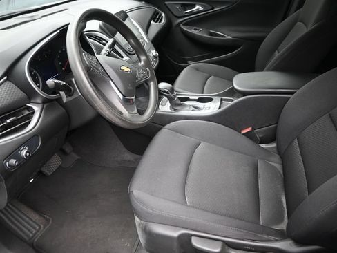 Used 2024 Chevrolet Malibu LS FWD image 12