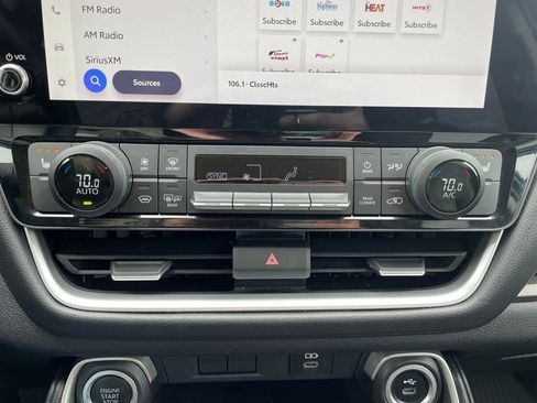 Used 2024 Toyota Grand Highlander XLE image 21