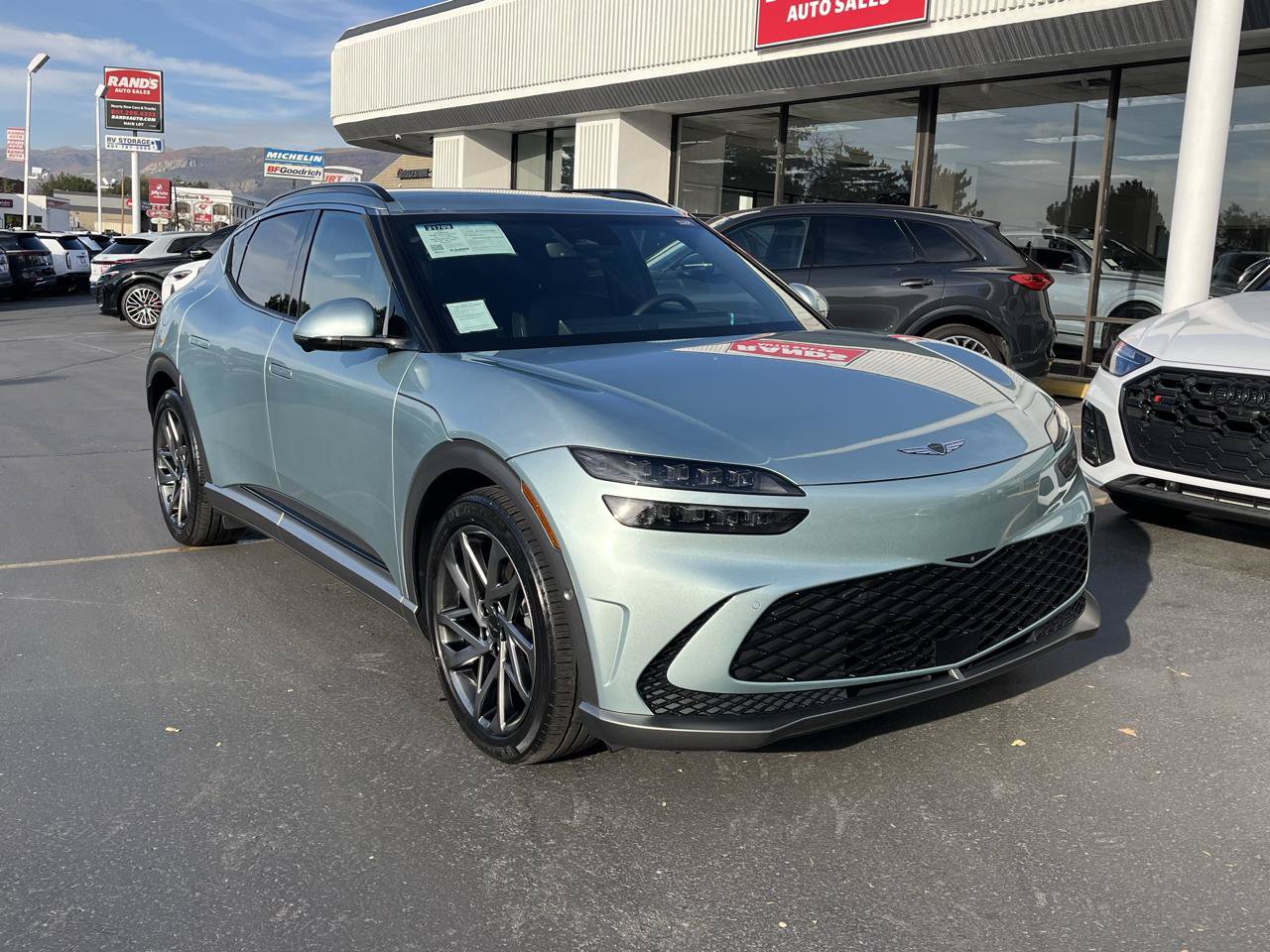 Used 2023 Genesis GV60 Advanced AWD/4WD image 2