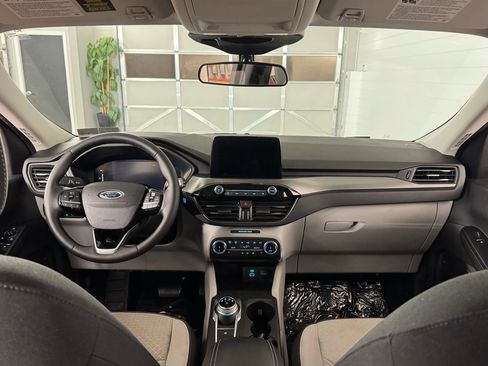 Used 2023 Ford Escape Active image 28
