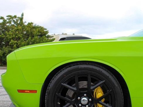 Used 2015 Dodge Challenger R/T Scat Pack image 13