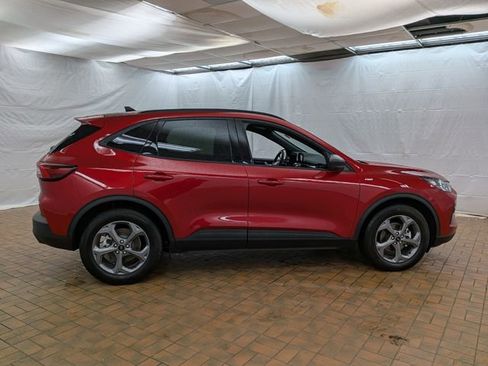 Certified 2025 Ford Escape ST-Line w/ Equipment Group 301A image 8