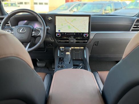 Used 2025 Lexus GX 550 image 98