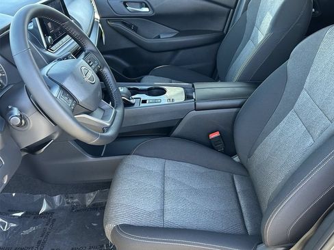 New 2026 Nissan Rogue SV FWD image 30