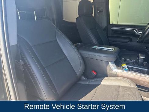 Used 2022 Chevrolet Silverado 1500 LTZ w/ Z71 Off-Road Package AWD/4WD image 33