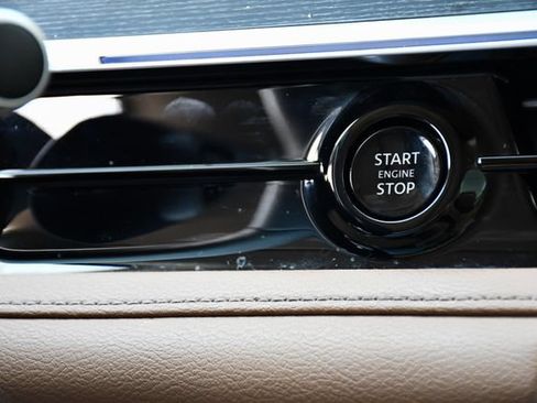 Used 2025 INFINITI QX80 Sensory AWD/4WD image 37