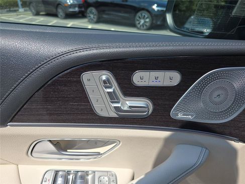 Used 2020 Mercedes-Benz GLE 450 4MATIC image 19