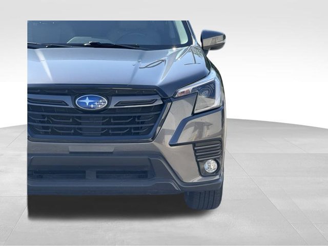 Used 2023 Subaru Forester Limited AWD/4WD image 10