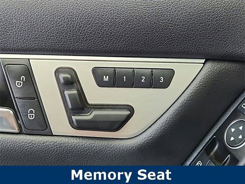 Used 2014 Mercedes-Benz C 300 4MATIC Sedan image 18