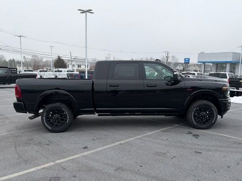 New 2026 RAM 3500 Limited image 9