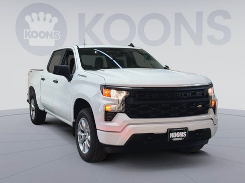 New 2026 Chevrolet Silverado 1500 Custom image 4