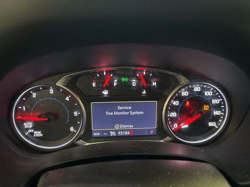 Used 2019 GMC Terrain SLE w/ GMC Pro Grade Package AWD/4WD image 4