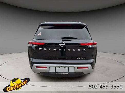 Used 2024 Nissan Pathfinder SL image 7