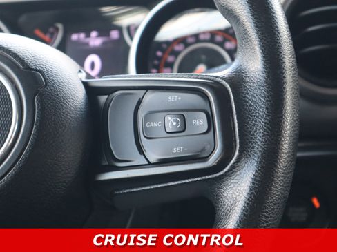 Used 2018 Jeep Wrangler Unlimited Sport AWD/4WD image 16