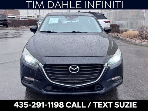 Used 2017 MAZDA MAZDA3 Touring image 4