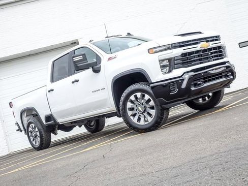New 2026 Chevrolet Silverado 2500 Custom w/ Custom Value Package AWD/4WD image 2