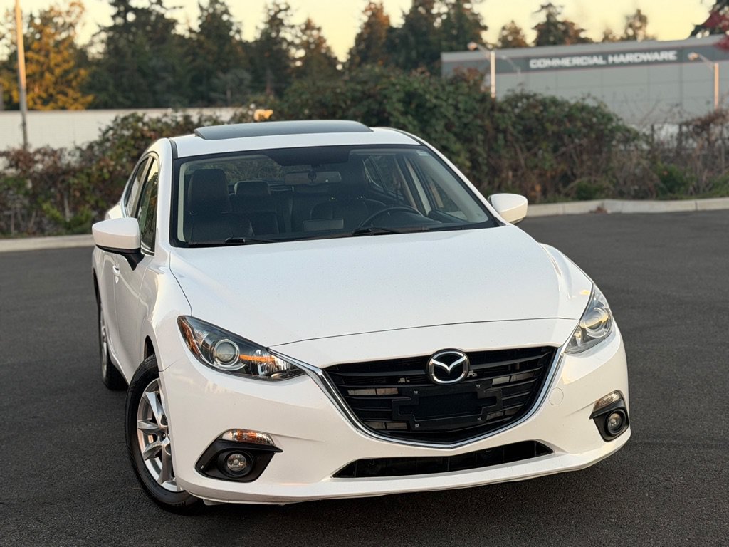 Used 2015 MAZDA MAZDA3 i Grand Touring FWD image 3