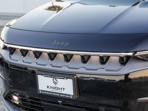 New 2025 Jeep Wagoneer S Launch Edition image 6