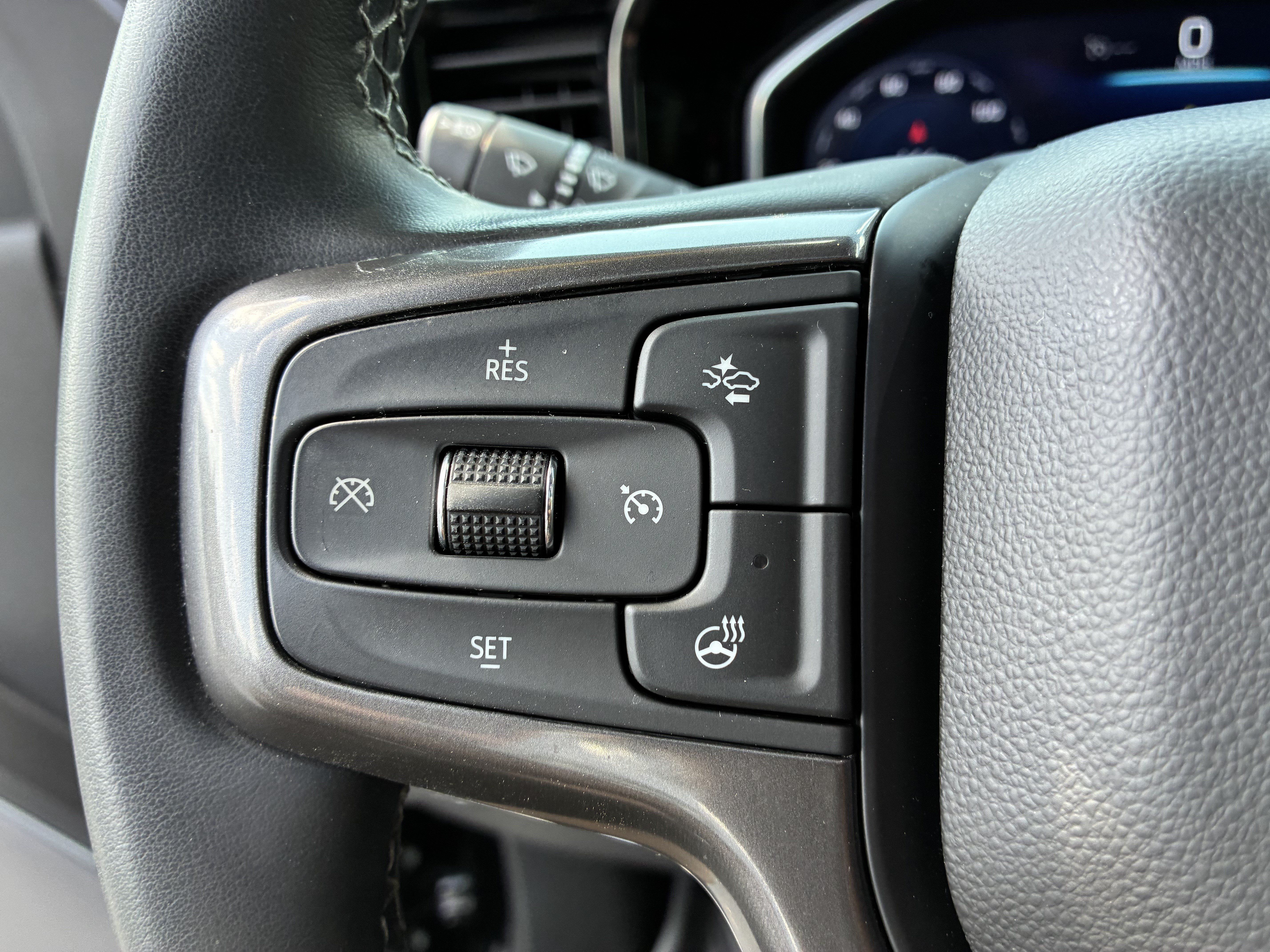Used 2025 Chevrolet Silverado 3500 High Country w/ High Country Premium Package AWD/4WD image 33