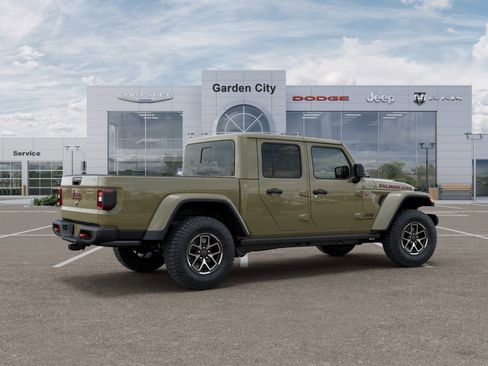 New 2026 Jeep Gladiator Rubicon w/ Technology Group AWD/4WD image 5