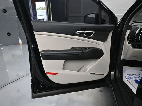 Used 2023 Kia Sportage EX FWD image 10