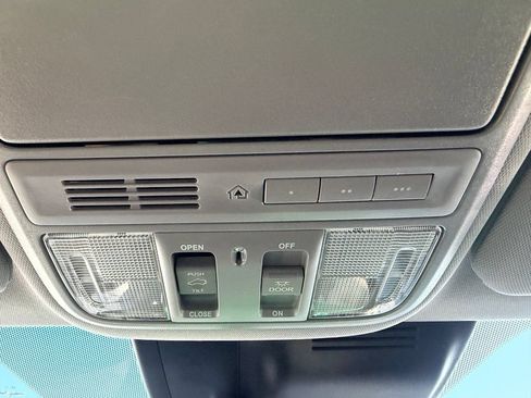Used 2022 Honda CR-V EX-L image 21