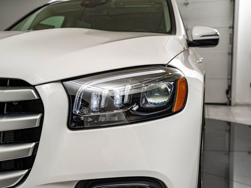 New 2026 Mercedes-Benz GLS 450 4MATIC image 12