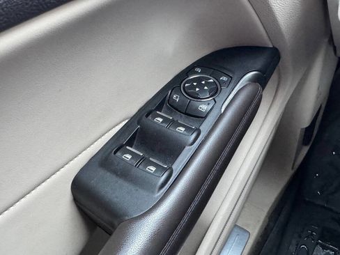 Used 2019 Lincoln MKC Reserve w/ MKC Climate Package image 26