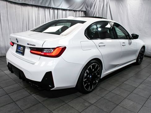Used 2025 BMW M340i xDrive AWD/4WD image 6