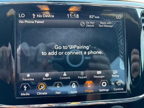 Used 2022 Jeep Grand Cherokee Limited w/ Tech Group RWD image 21